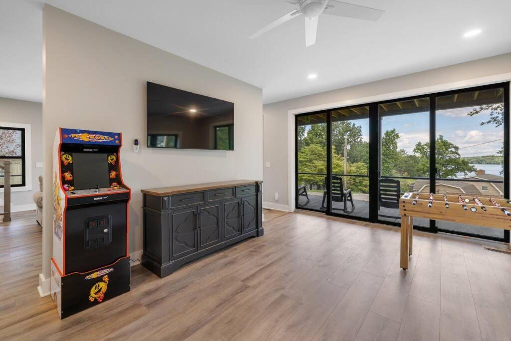 New Home, Dock, Kayaks, Game Room, Water Views Winchester Eksteriør billede